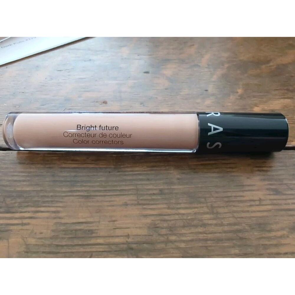 SEPHORA BRIGHT FUTURE GEL SERUM CONCEALER 04 Peach / Light